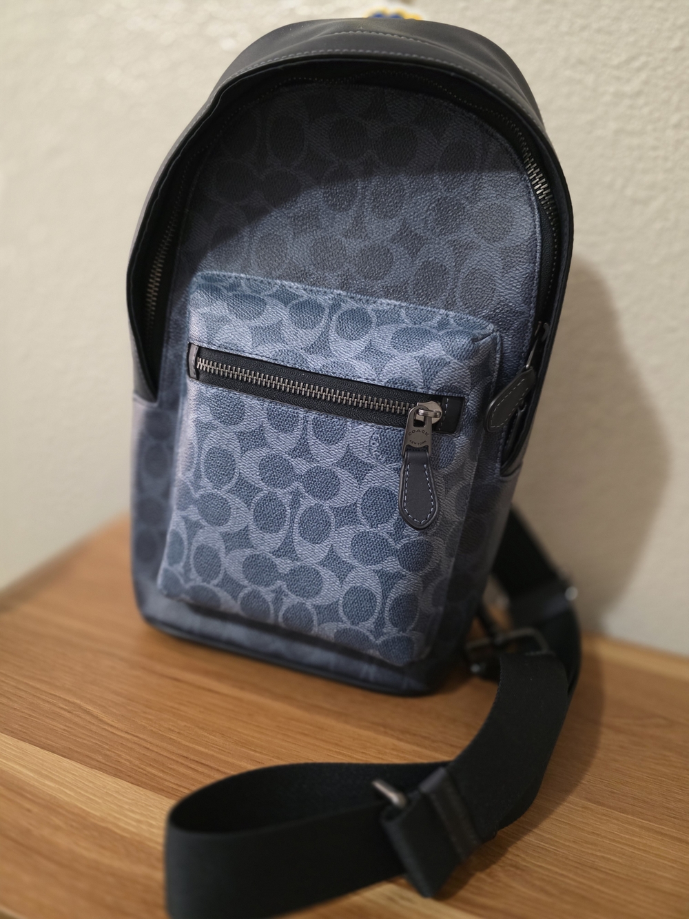 Men's Black Crossbody Bag - Coach - Picture 2 of 5